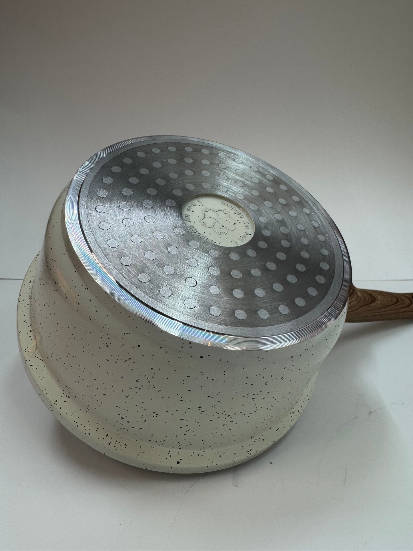I Love My Kitchen Ramen Pot with Wooden Lid